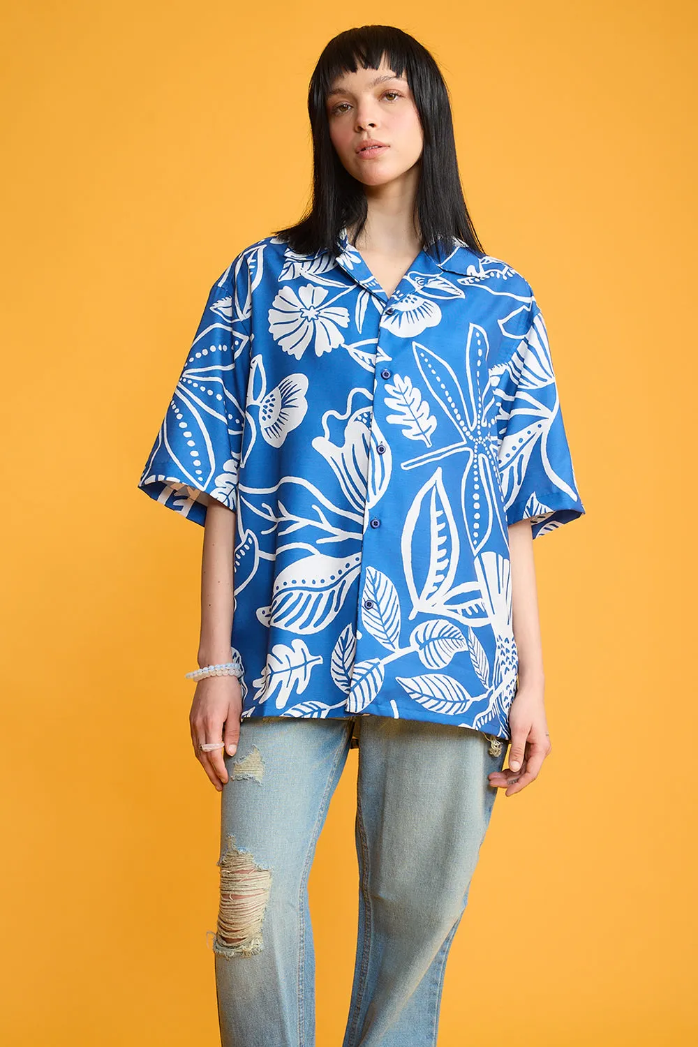 Blue Flower Print Women's Resort Shirt