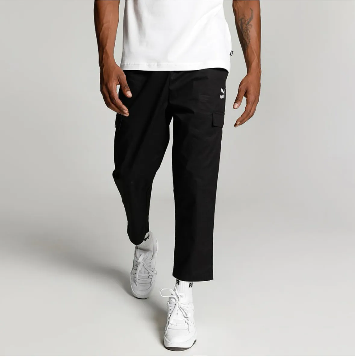 Classics  woven Pants Men Solid Black Track Pants-535605 01