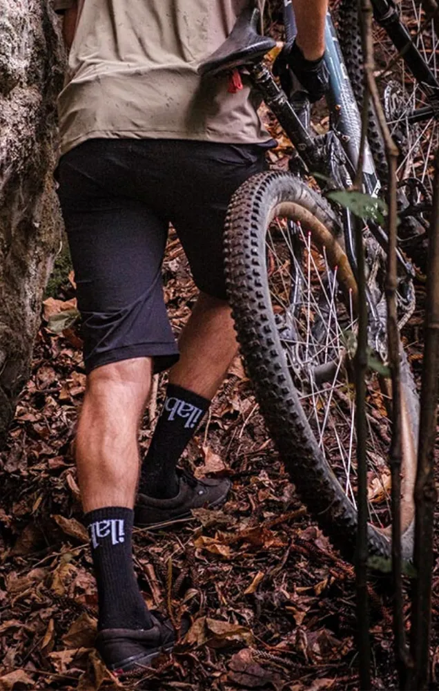 Terrain Short - Men's BLACK